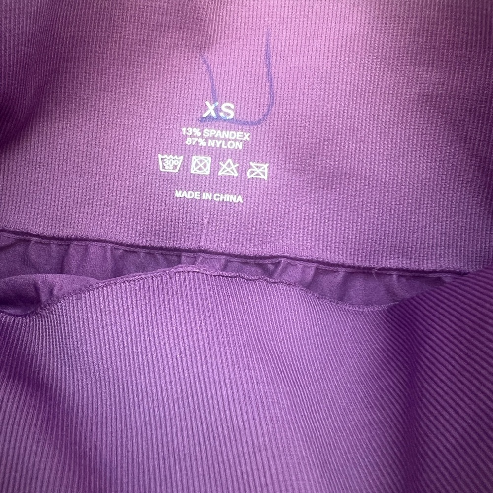 Peachy Bunz leggings size xs - Picture 4 of 4
